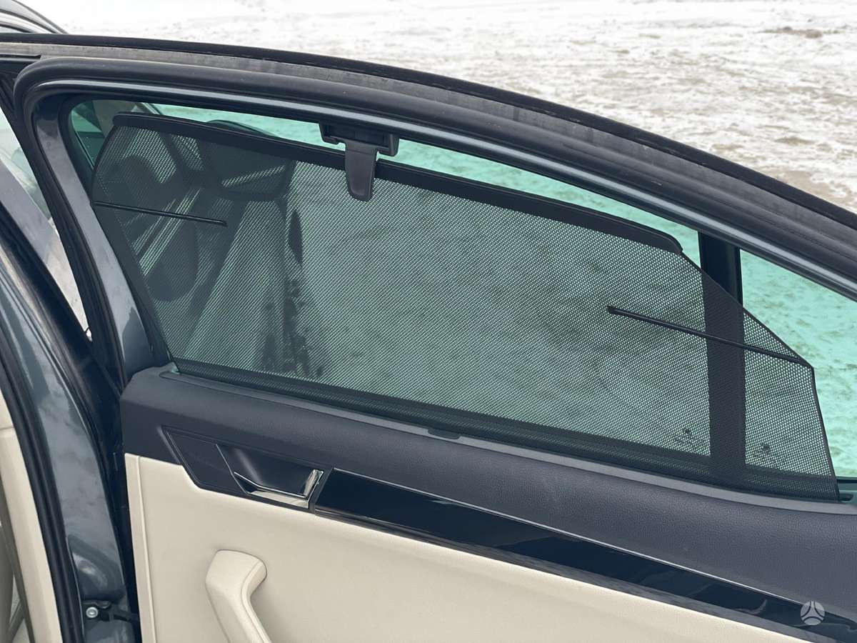 Skoda Superb, 2.0 l., Седан