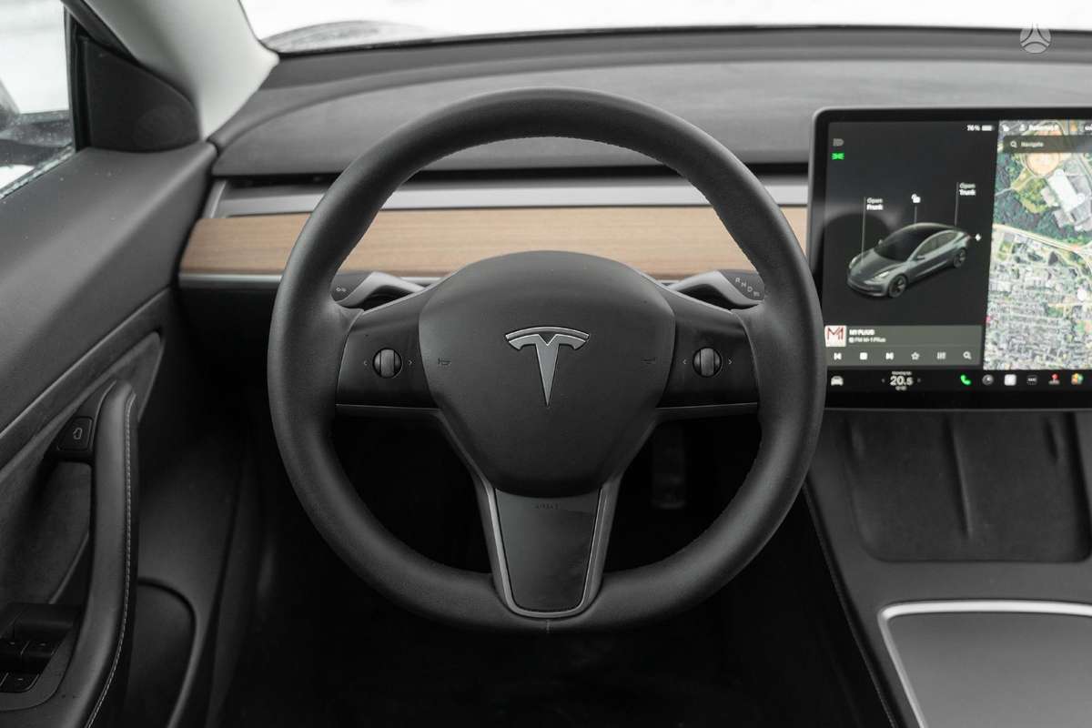 Tesla Model 3, 60 кВт·ч, Седан