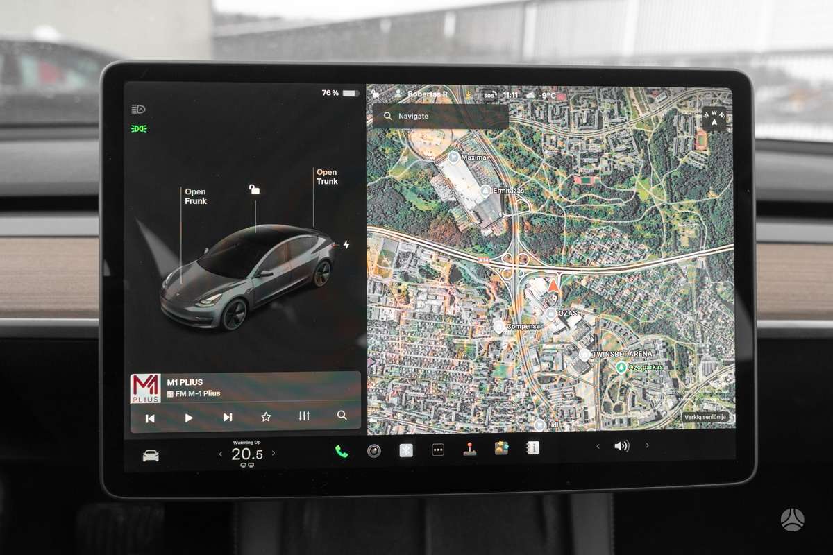 Tesla Model 3, 60 кВт·ч, Седан