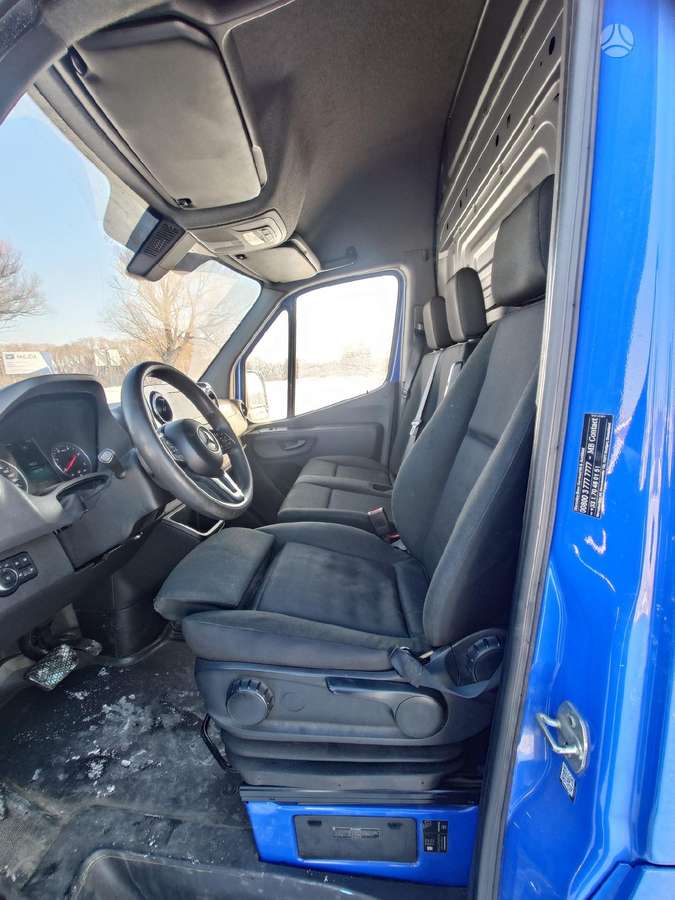 Mercedes-Benz Sprinter, 2020 11