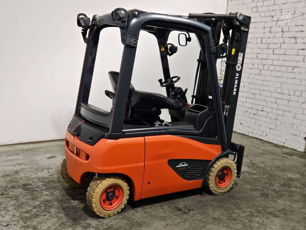 Linde E16P, dakšu iekrāvēji