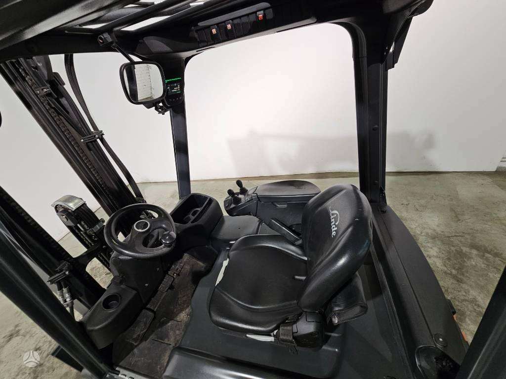 Linde E16P, dakšu iekrāvēji