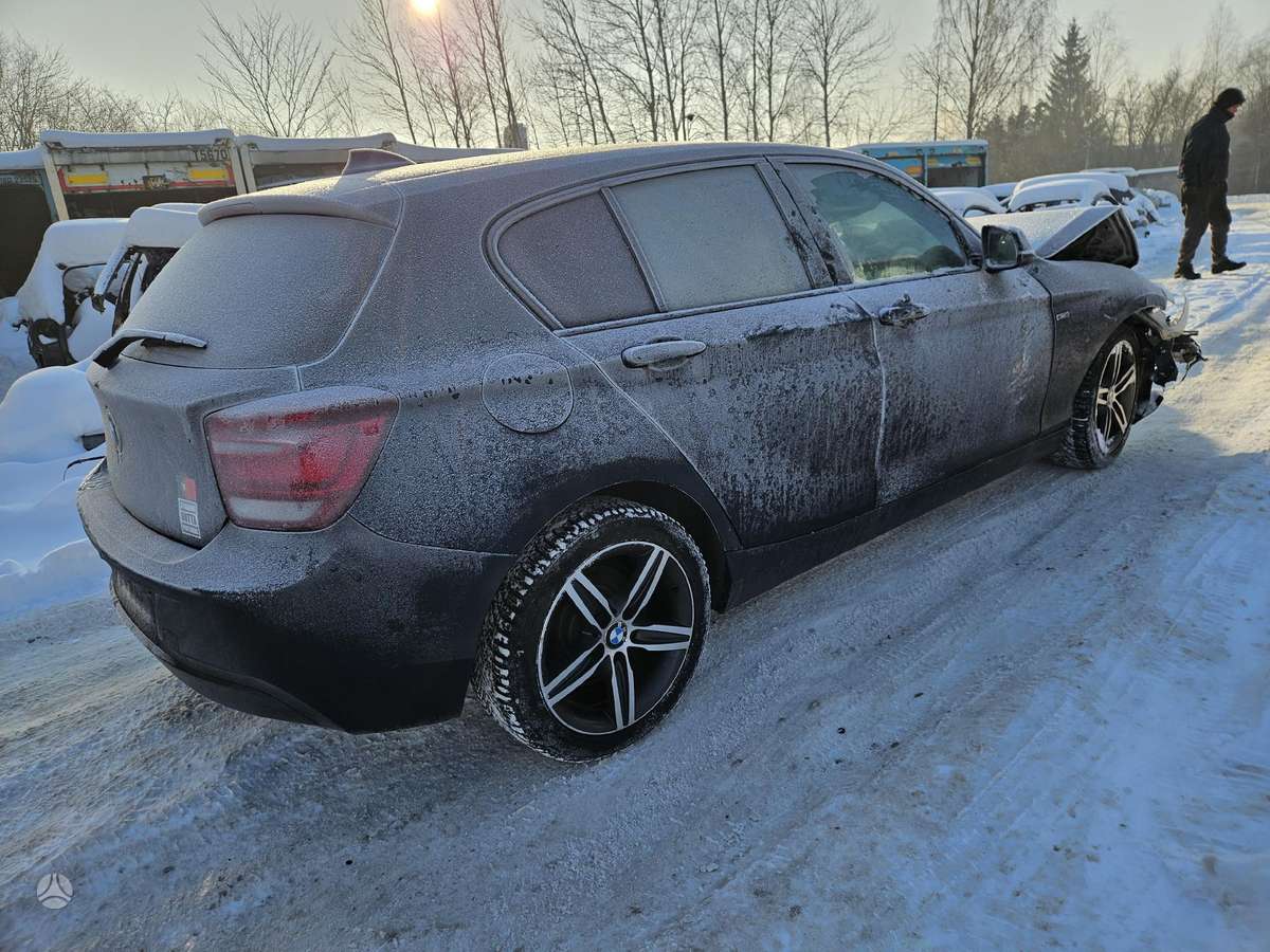 BMW 118