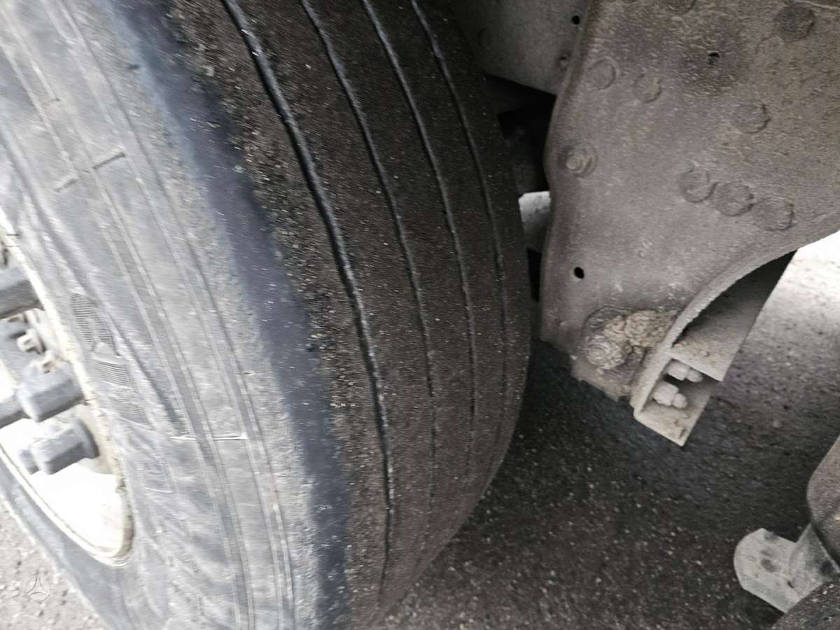 Schmitz SCB S3T, užuolaidinės / tentinės