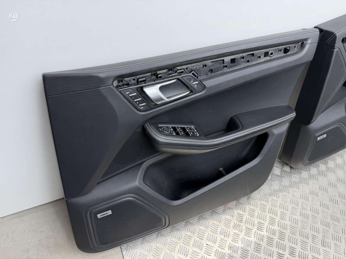 Porsche Macan interior parts