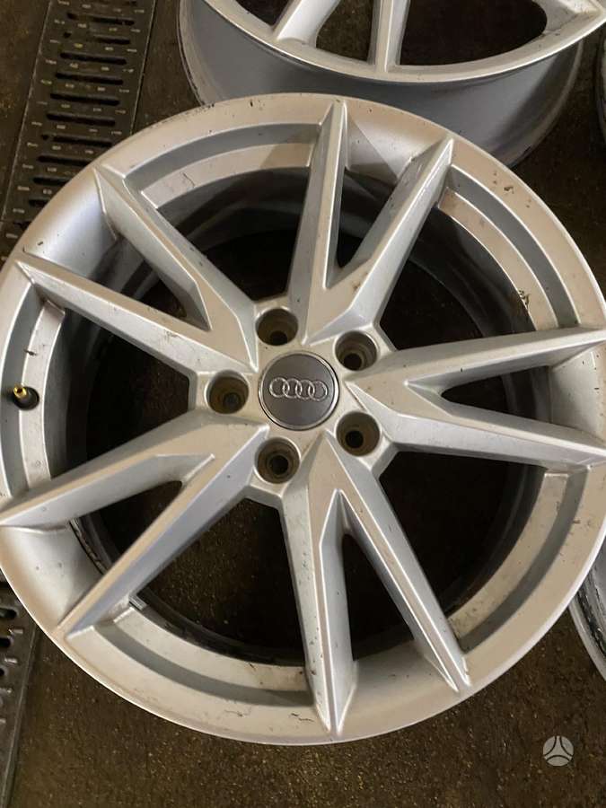 Audi A3 Q3, легкосплавные , R18