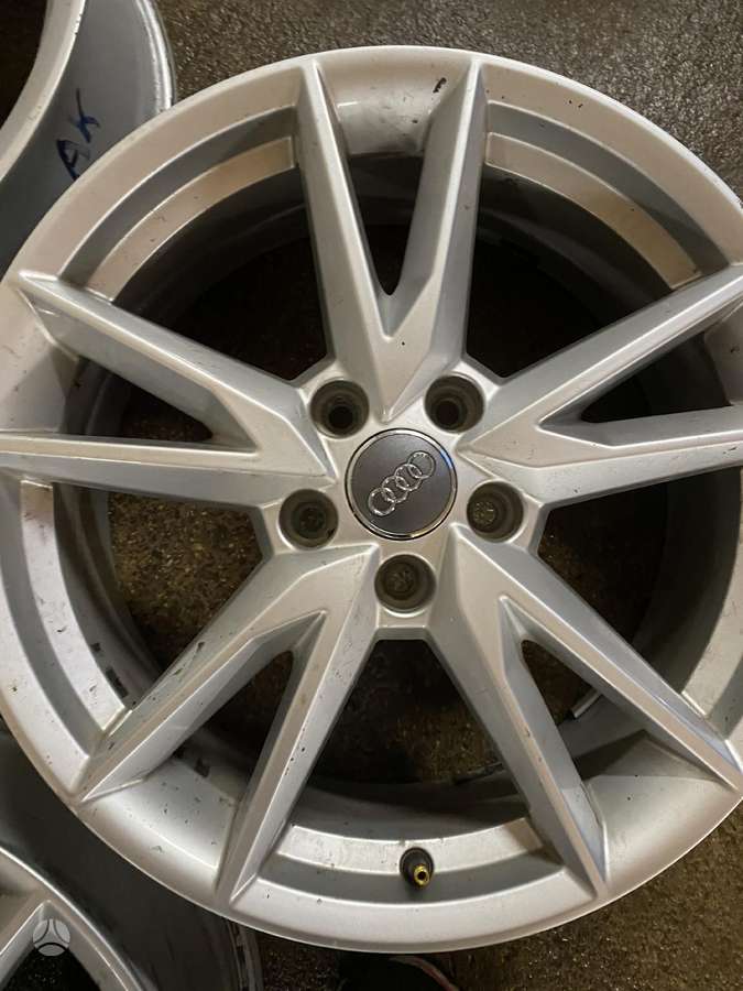 Audi A3 Q3, легкосплавные , R18