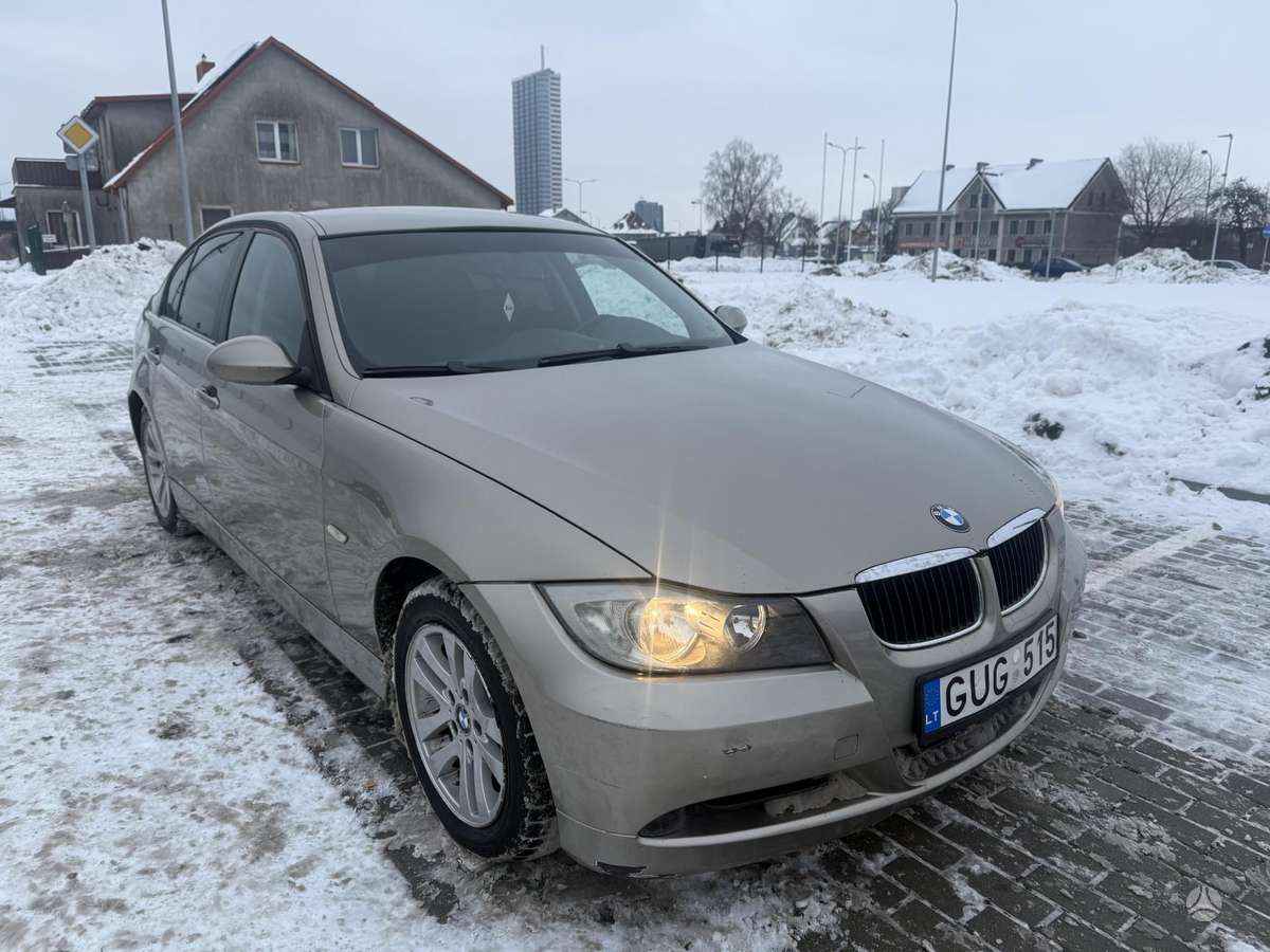 BMW 320, 2.0 l., Седан