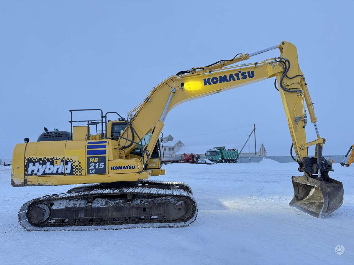 Komatsu HB 215 LC-2, ekskavatoriai