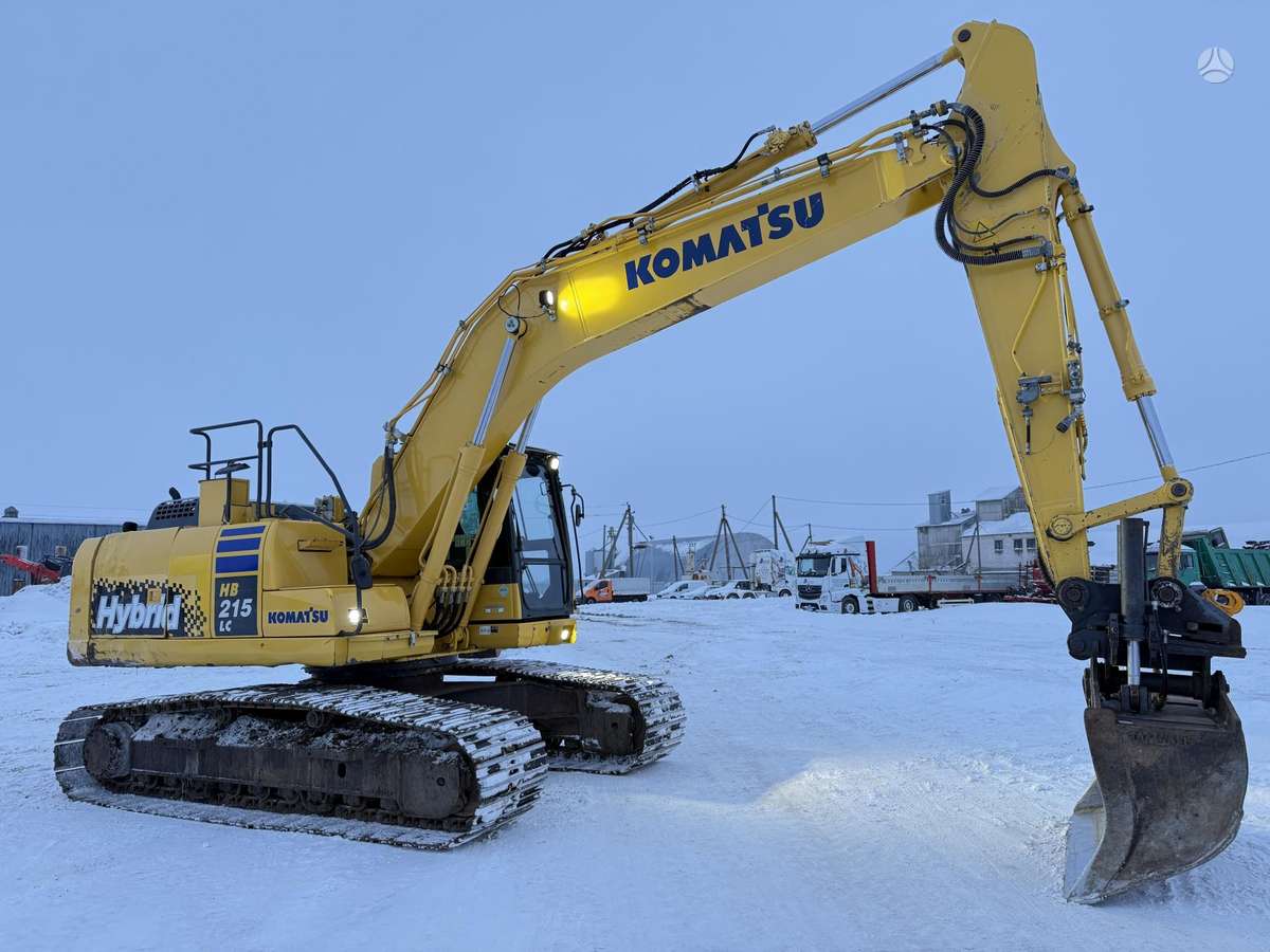 Komatsu HB 215 LC-2, ekskavatoriai
