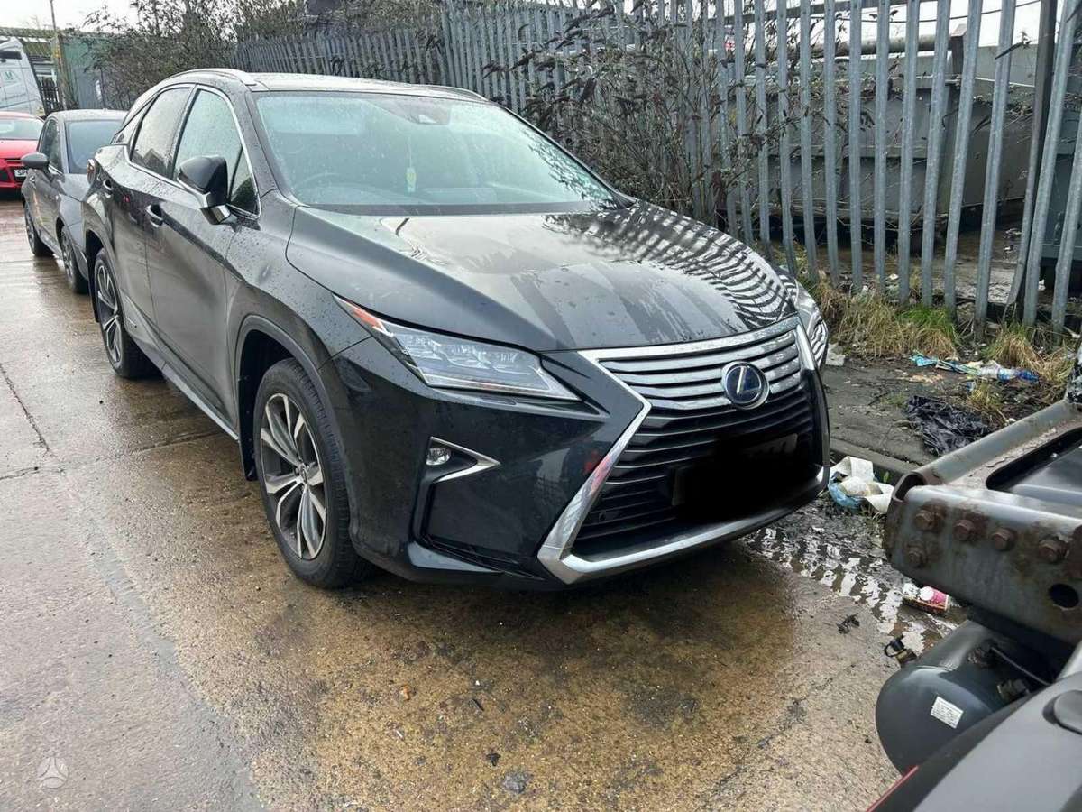 Lexus RX klasė по частям