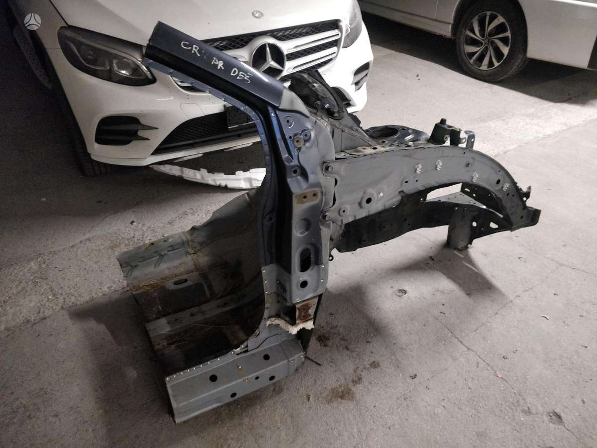Honda CR-V kėbulo dalys