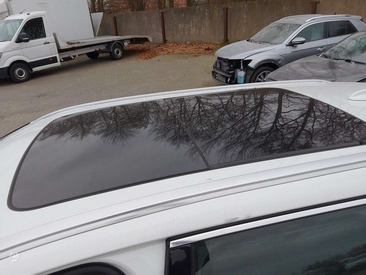 Volvo V90 dalimis