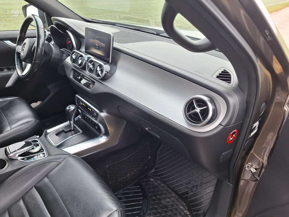 Mercedes-Benz X250, 2018 12