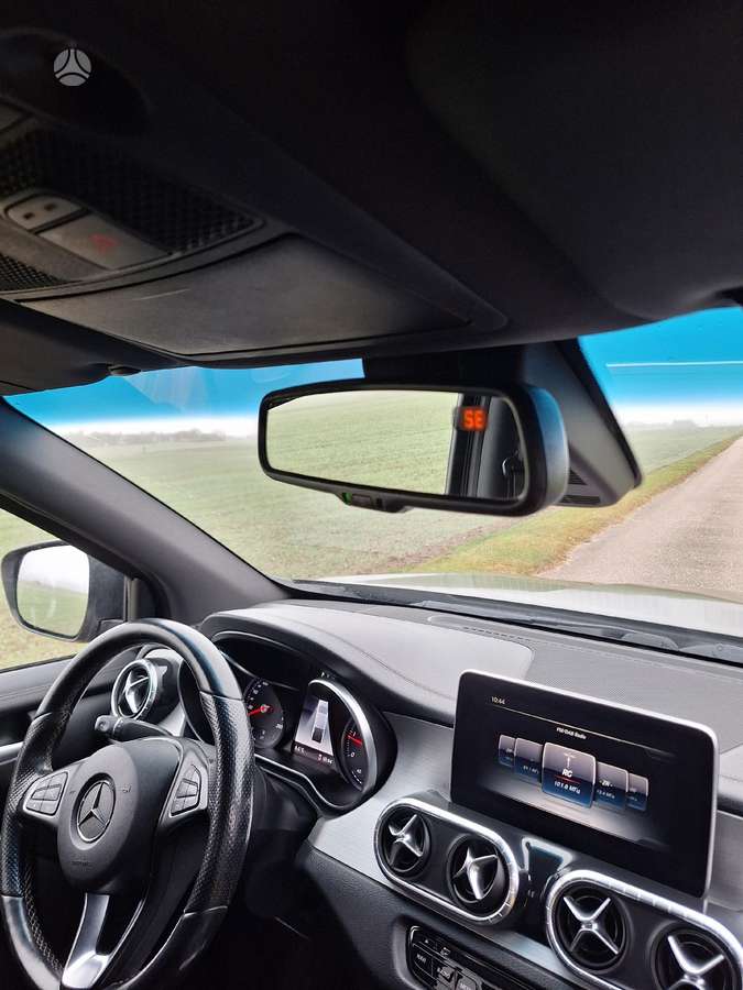 Mercedes-Benz X250, 2018 13