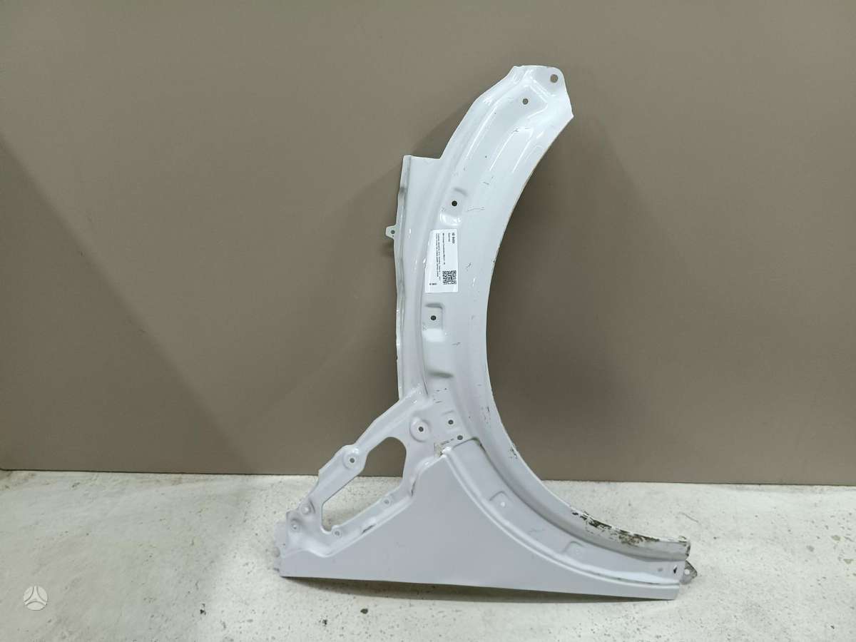 Mini Countryman fenders, lights, front grill
