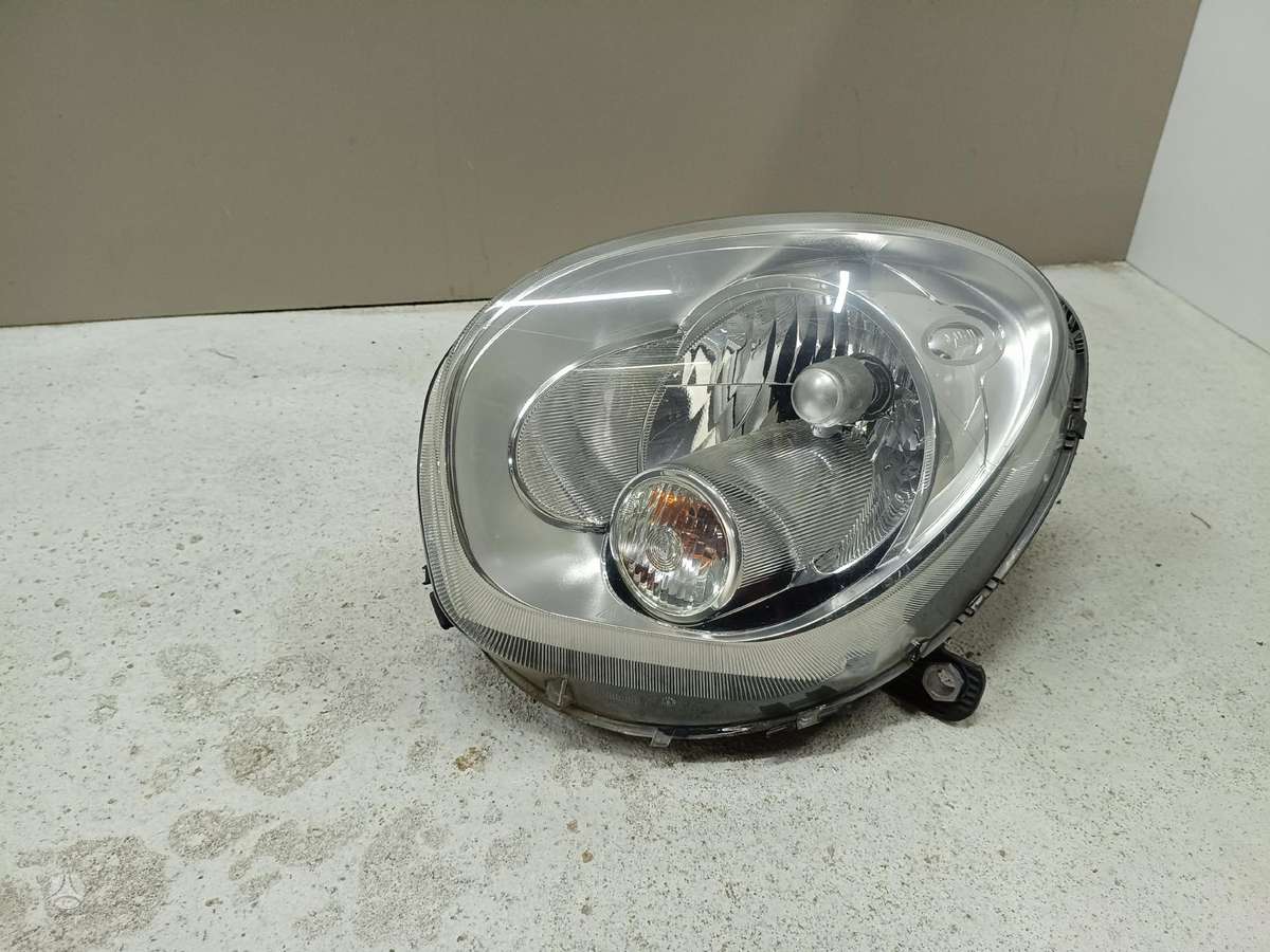Mini Countryman fenders, lights, front grill