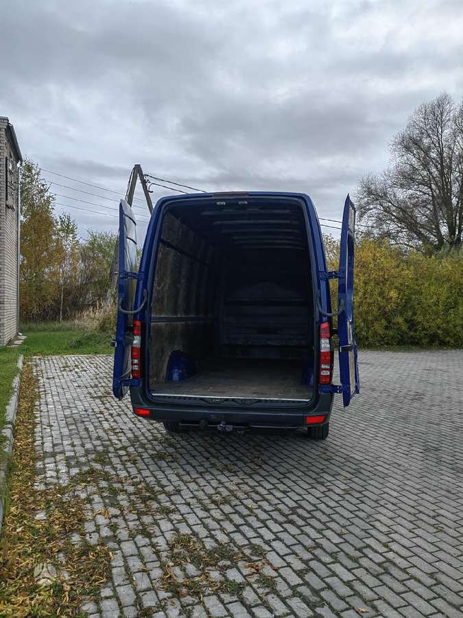 Mercedes-Benz Sprinter, 2012 16