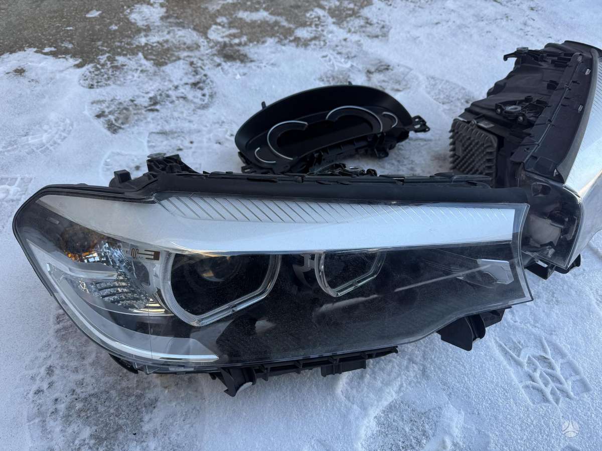 BMW 5 serija lights