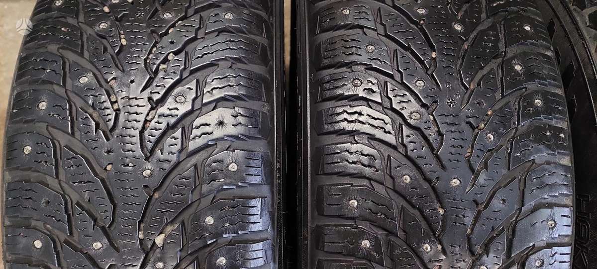Nokian, зимние 235/60 R18