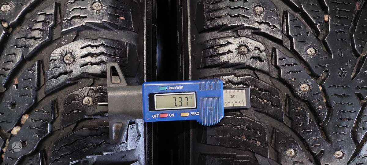 Nokian, зимние 235/60 R18