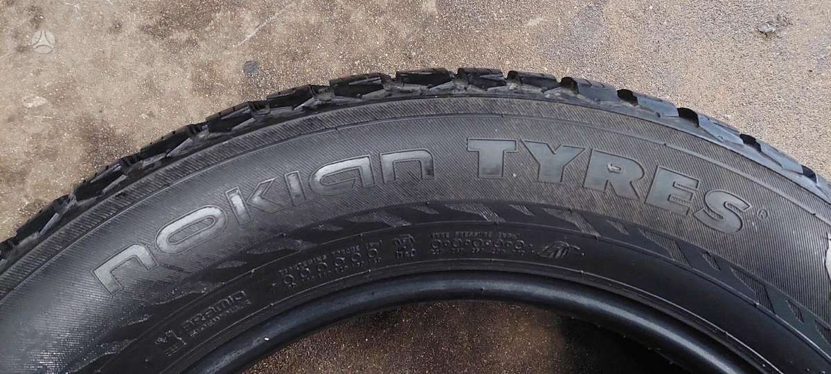 Nokian, žieminės 235/60 R18