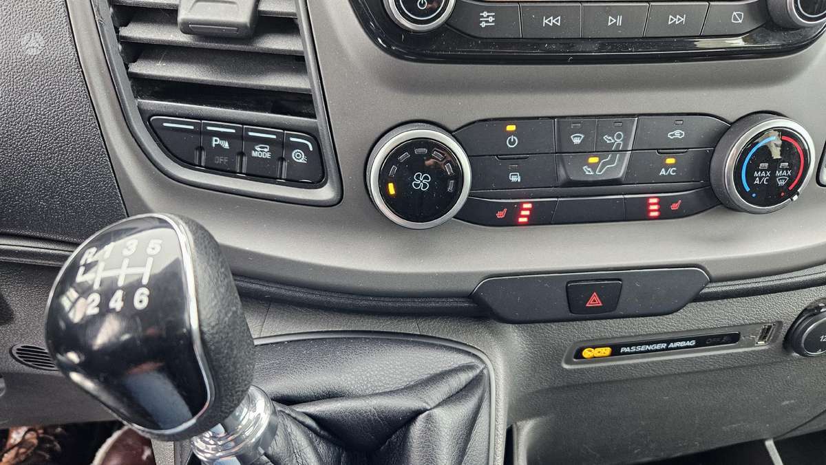 Ford Transit, 2021 9