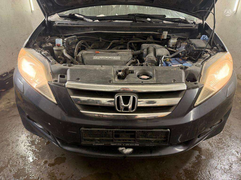 Honda FR-V