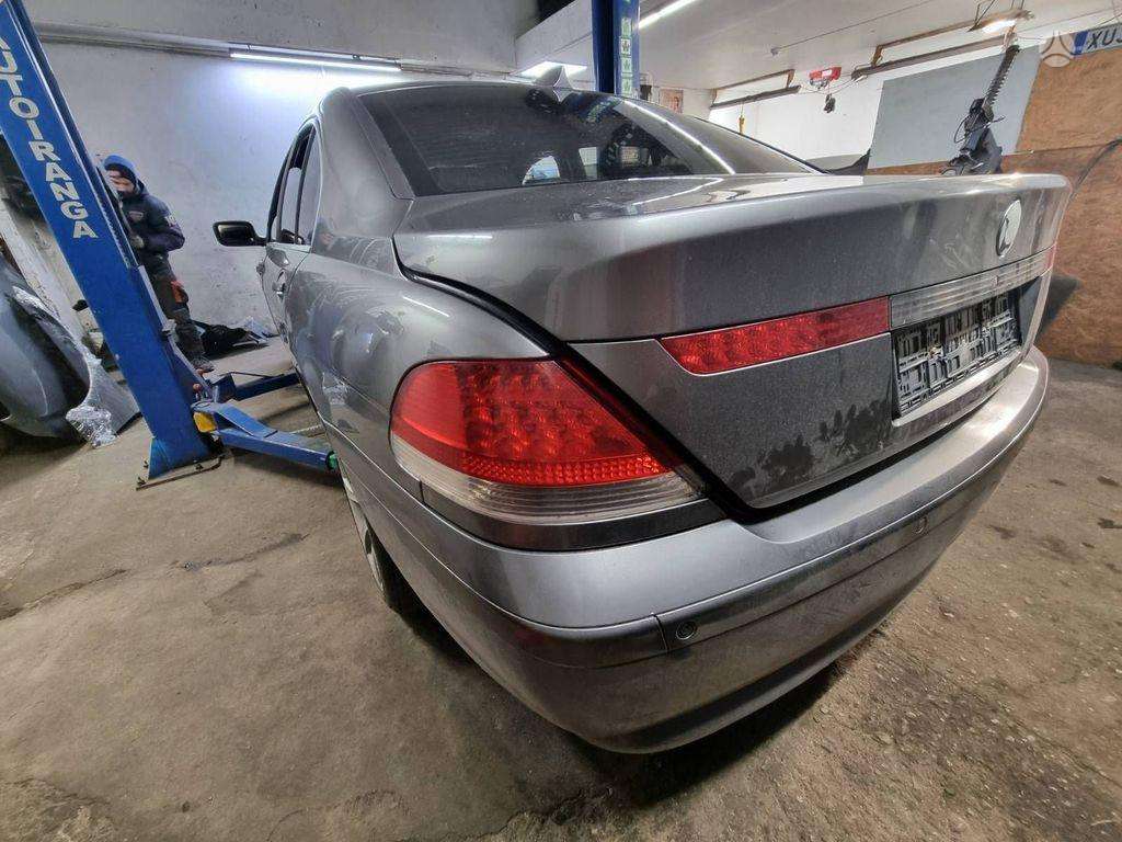 BMW 7 serija