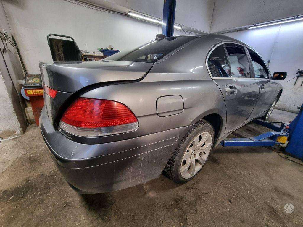 BMW 7 serija