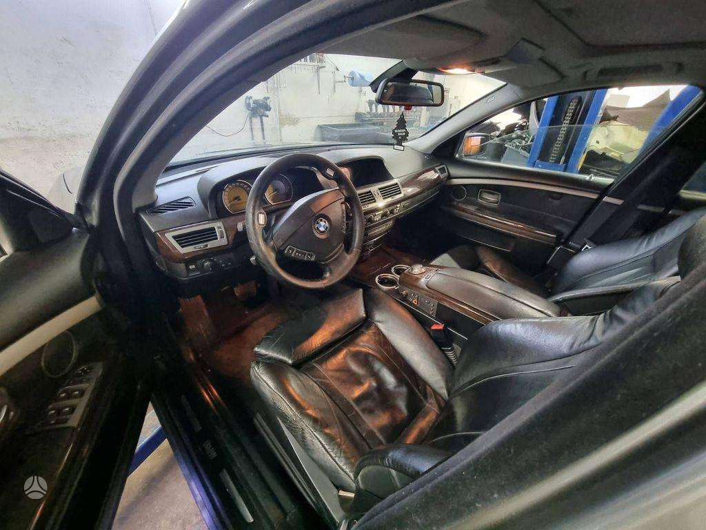 BMW 7 serija