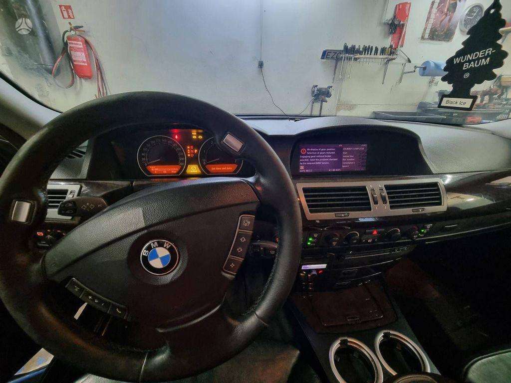 BMW 7 serija