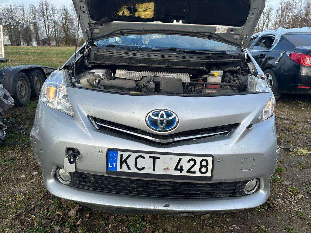 Toyota Prius+