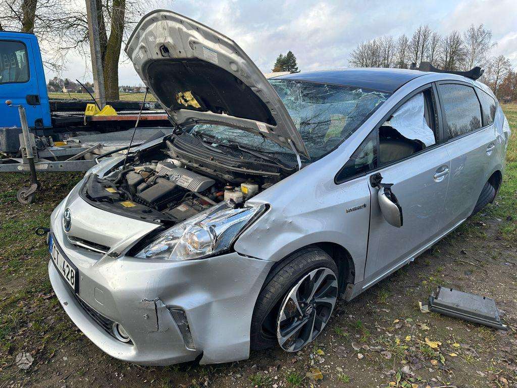 Toyota Prius+