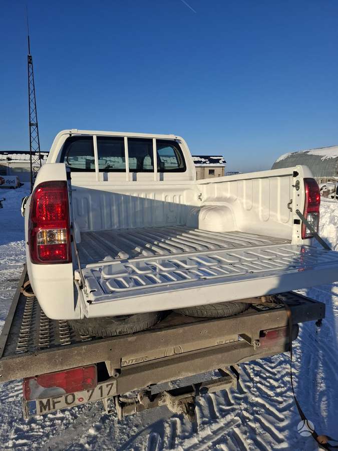Toyota Hilux kėbulo dalys