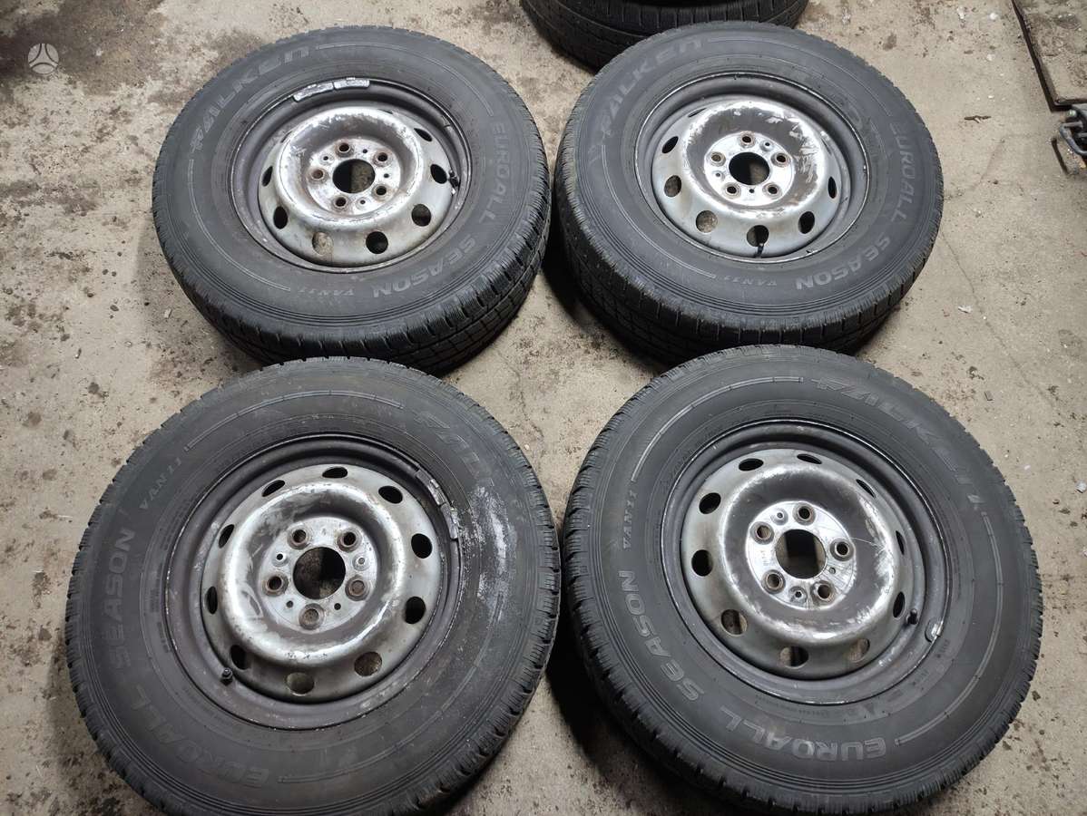 Fiat, stamped steel, R16