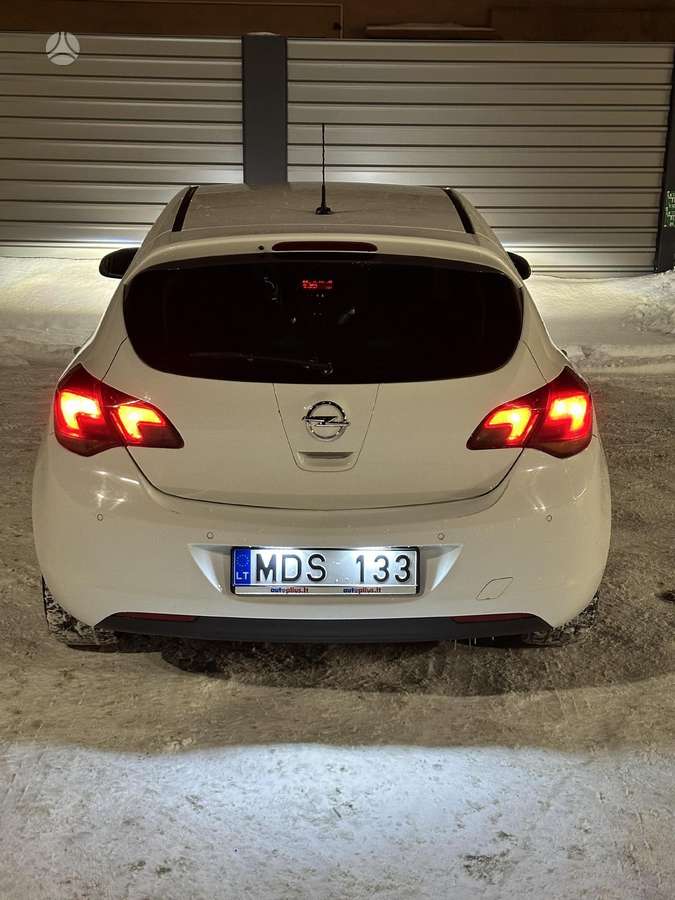 Opel Astra, 1.7 l., hatchback