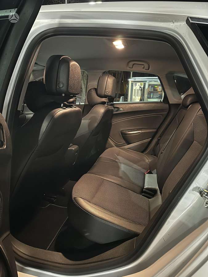 Opel Astra, 1.7 l., Хэтчбек