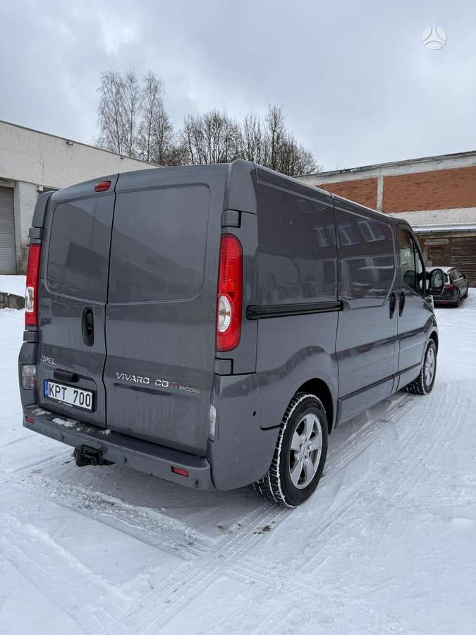 Opel Vivaro, 2013 6