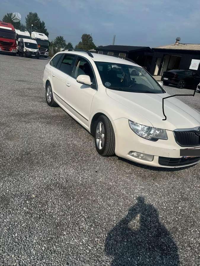 Skoda Superb, ☎️8–22H