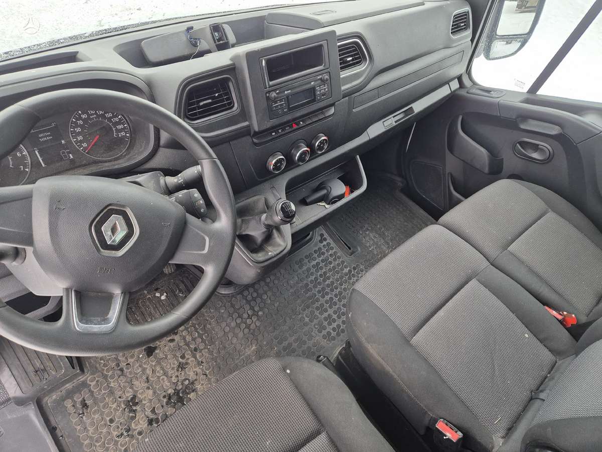 Renault Master, 2024 8