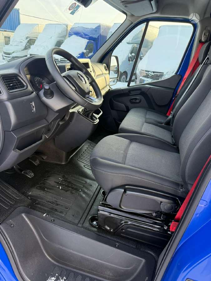 Renault Master, 2022 11