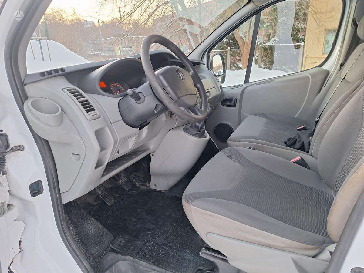 Opel Vivaro, 2014 13