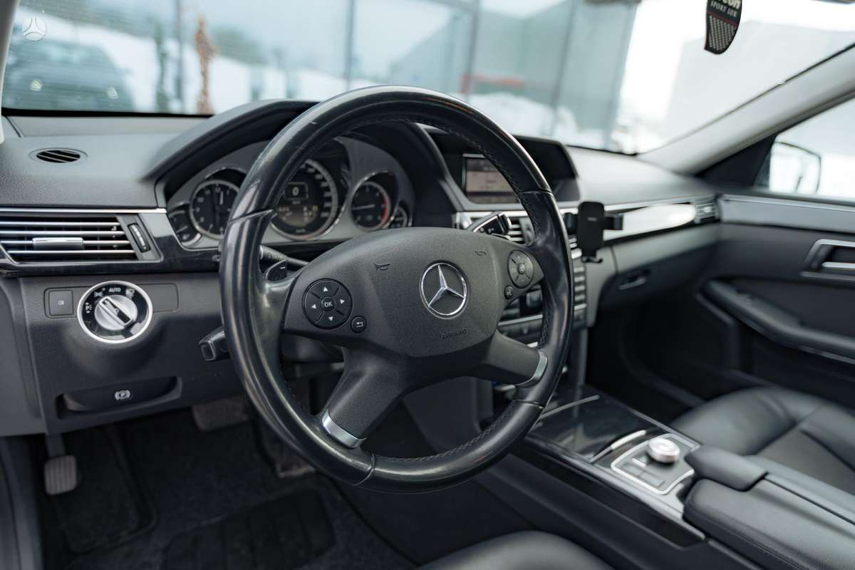 Mercedes-Benz E250, 2.1 l., Универсал