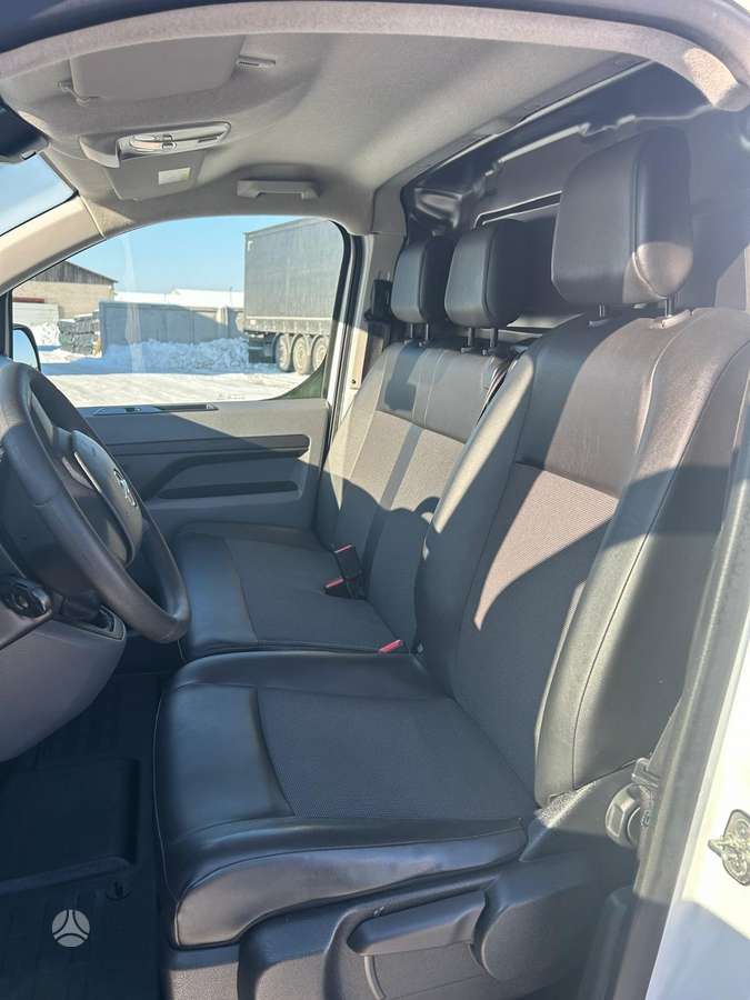 Opel Vivaro, 2019 10