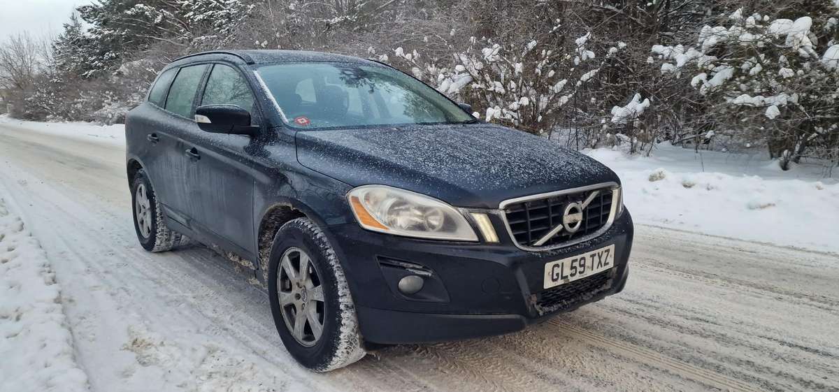 Volvo XC60 kėbulo dalys