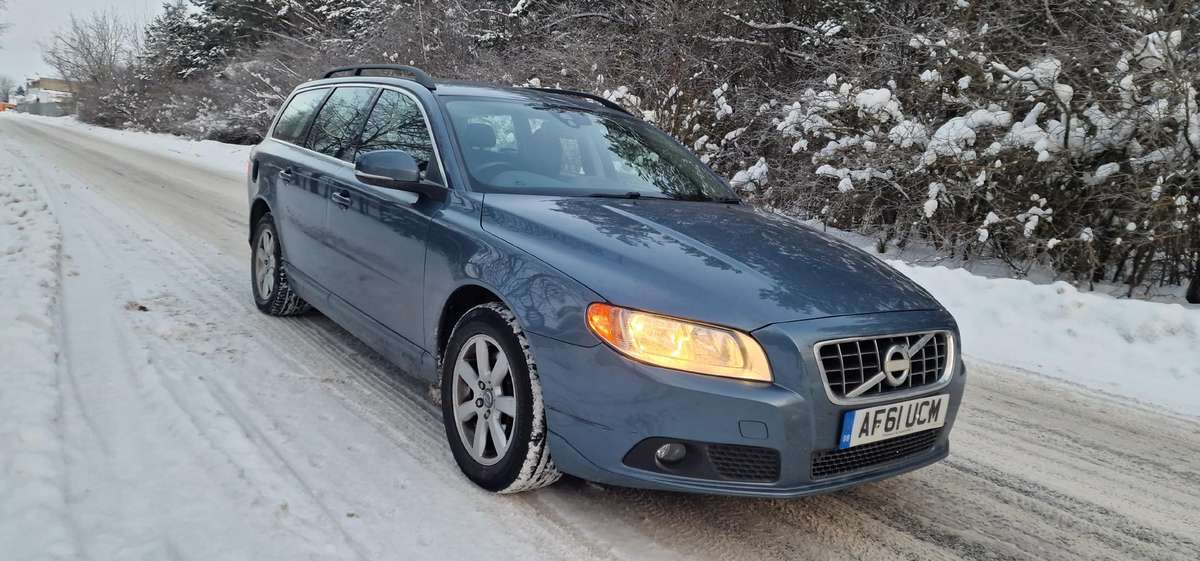 Volvo V70 kėbulo dalys