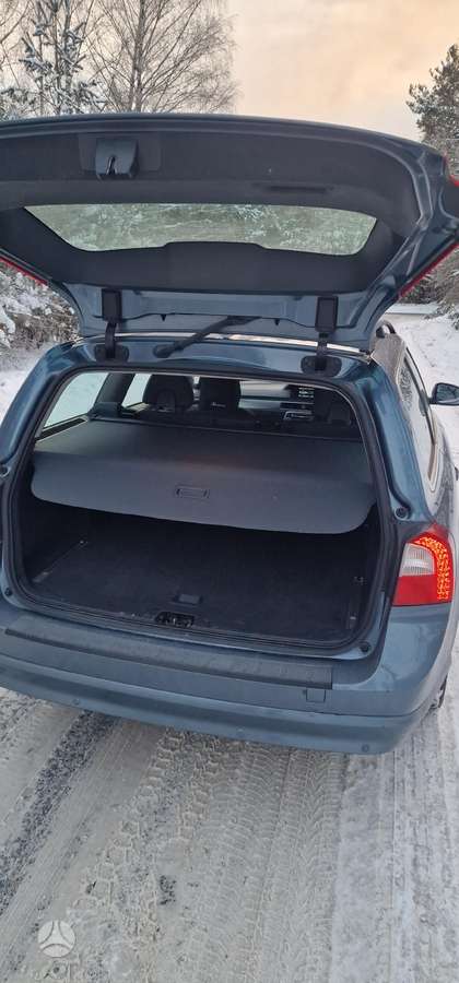 Volvo V70 kėbulo dalys