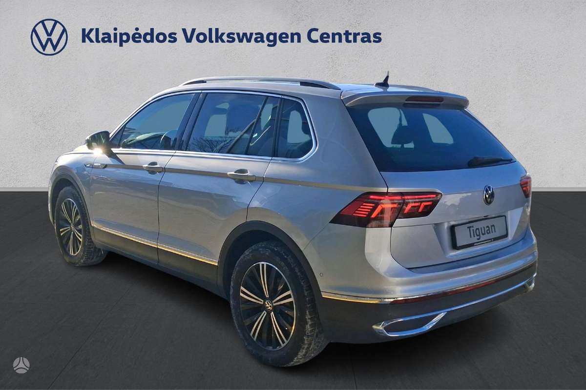 Volkswagen Tiguan - 4