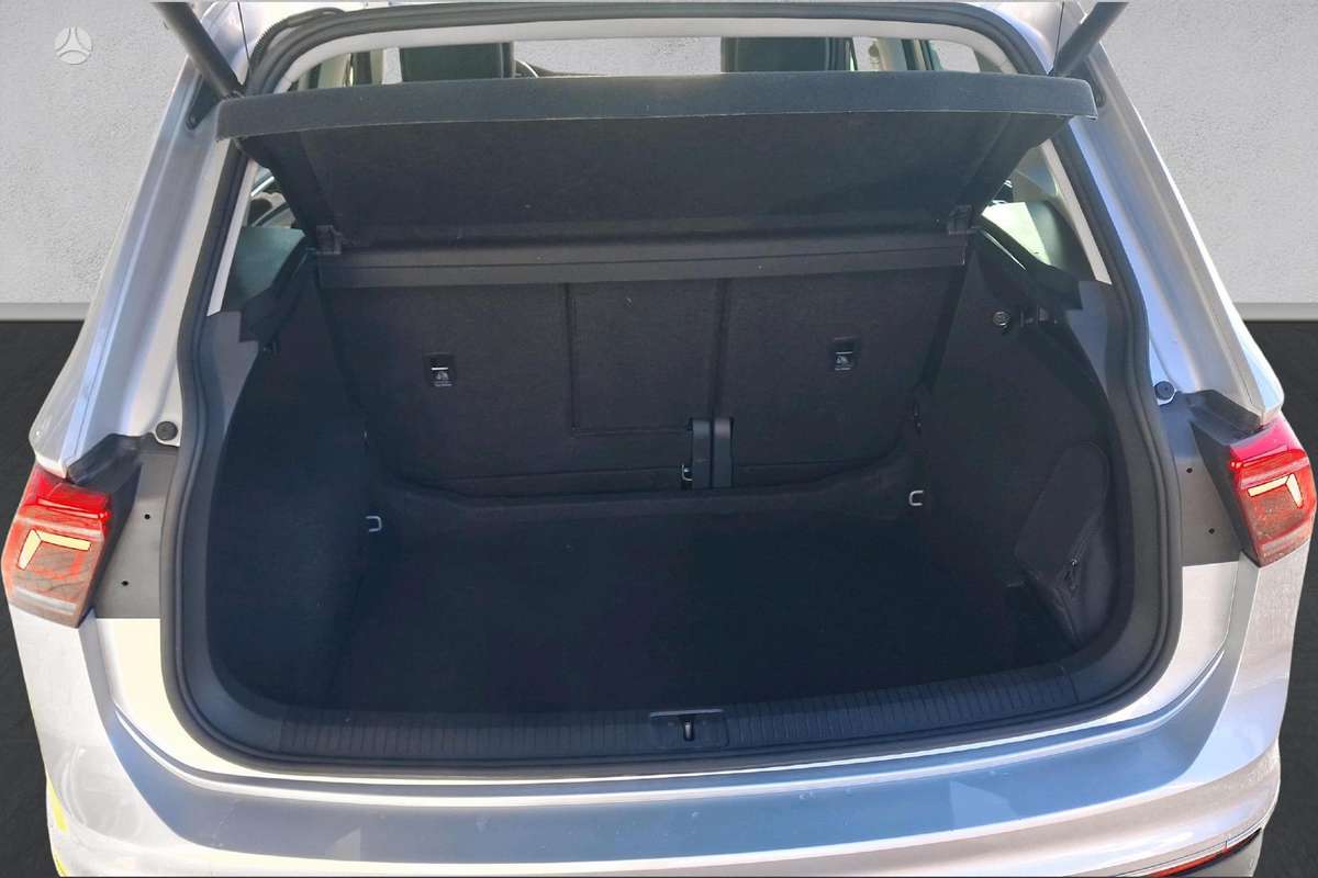 Volkswagen Tiguan - 7